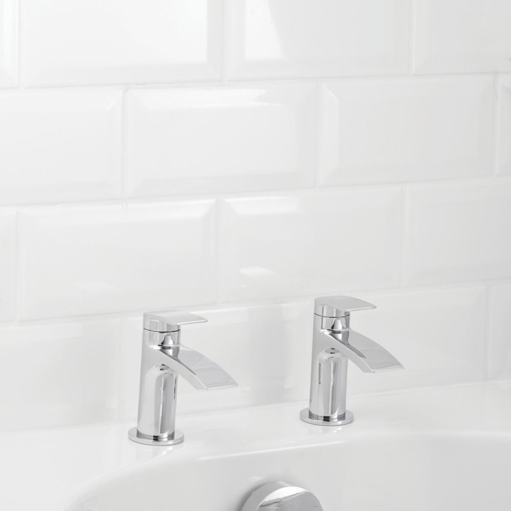 Magor Bath Pillar Taps