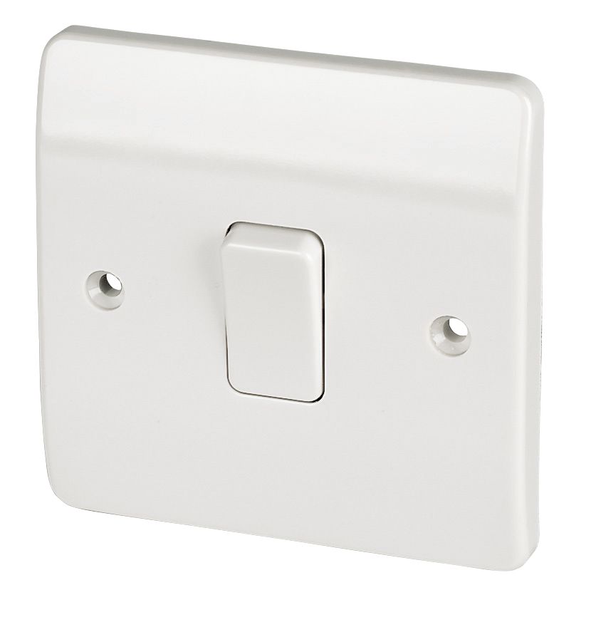 MK Logic Plus 10AX 1-Gang 1-Way Light Switch White Reviews