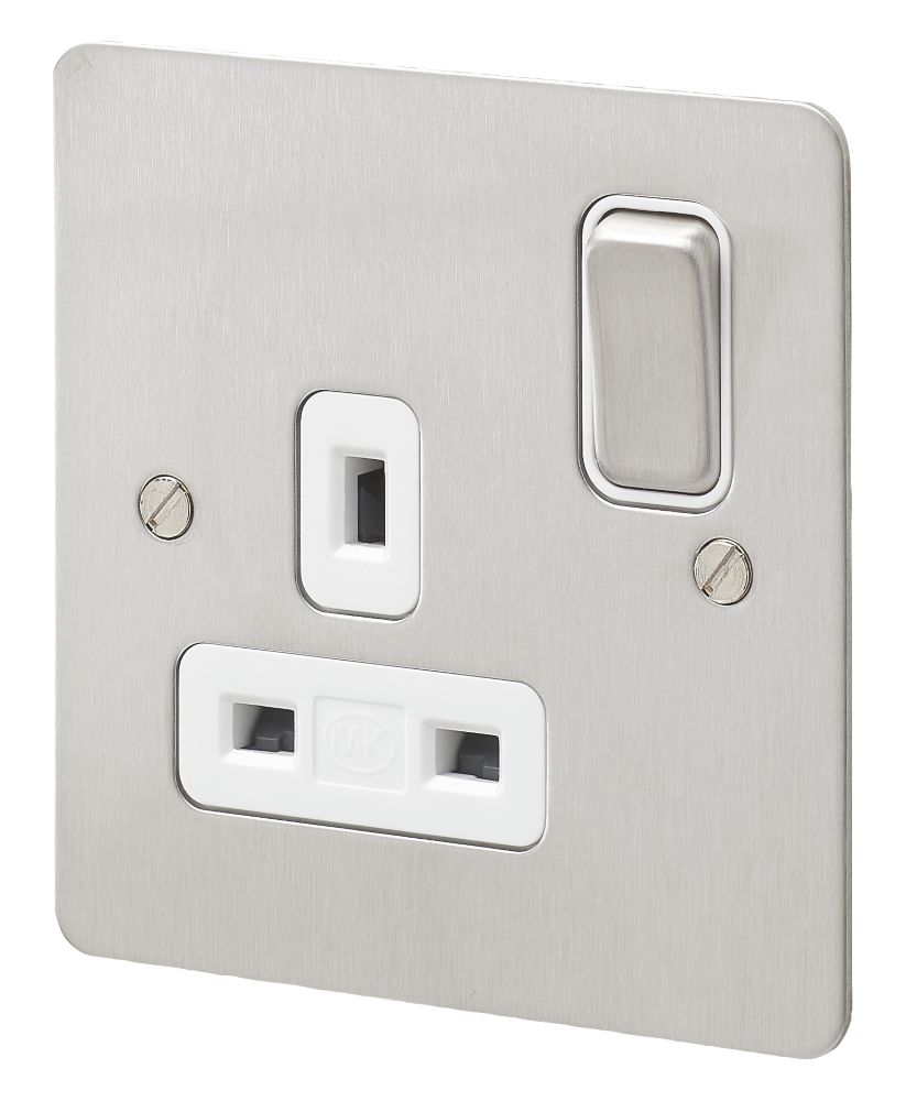 MK Edge 13A 1-Gang DP Switched Plug Socket Brushed Stainless Steel with White Inserts Reviews