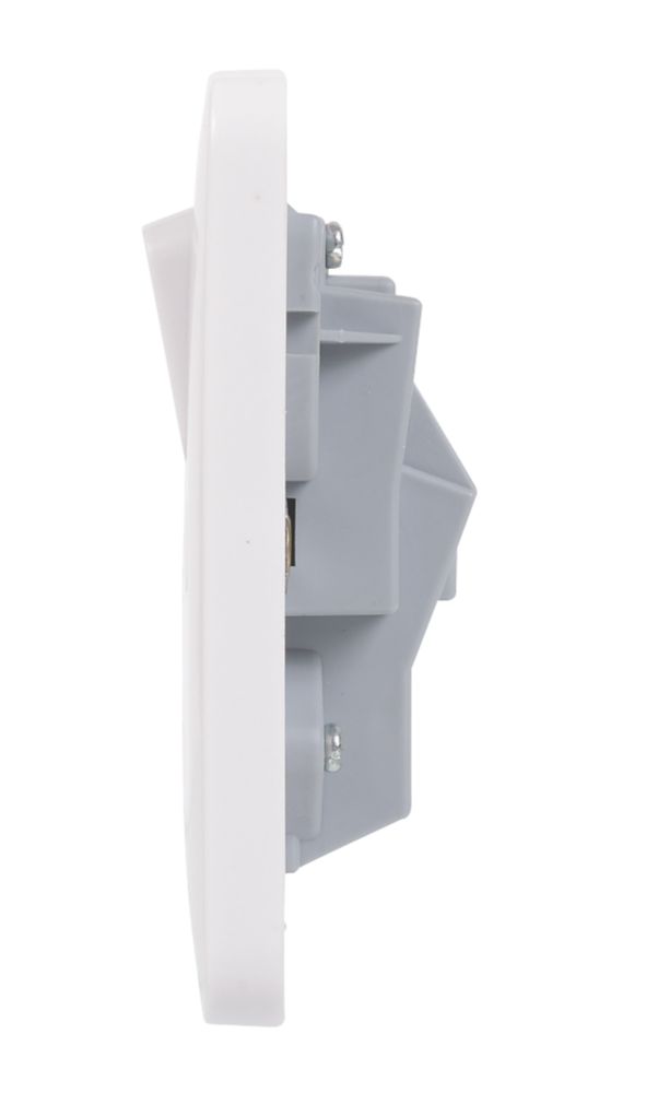 Schneider Electric Lisse 13A 1-Gang SP Switched Plug Socket White