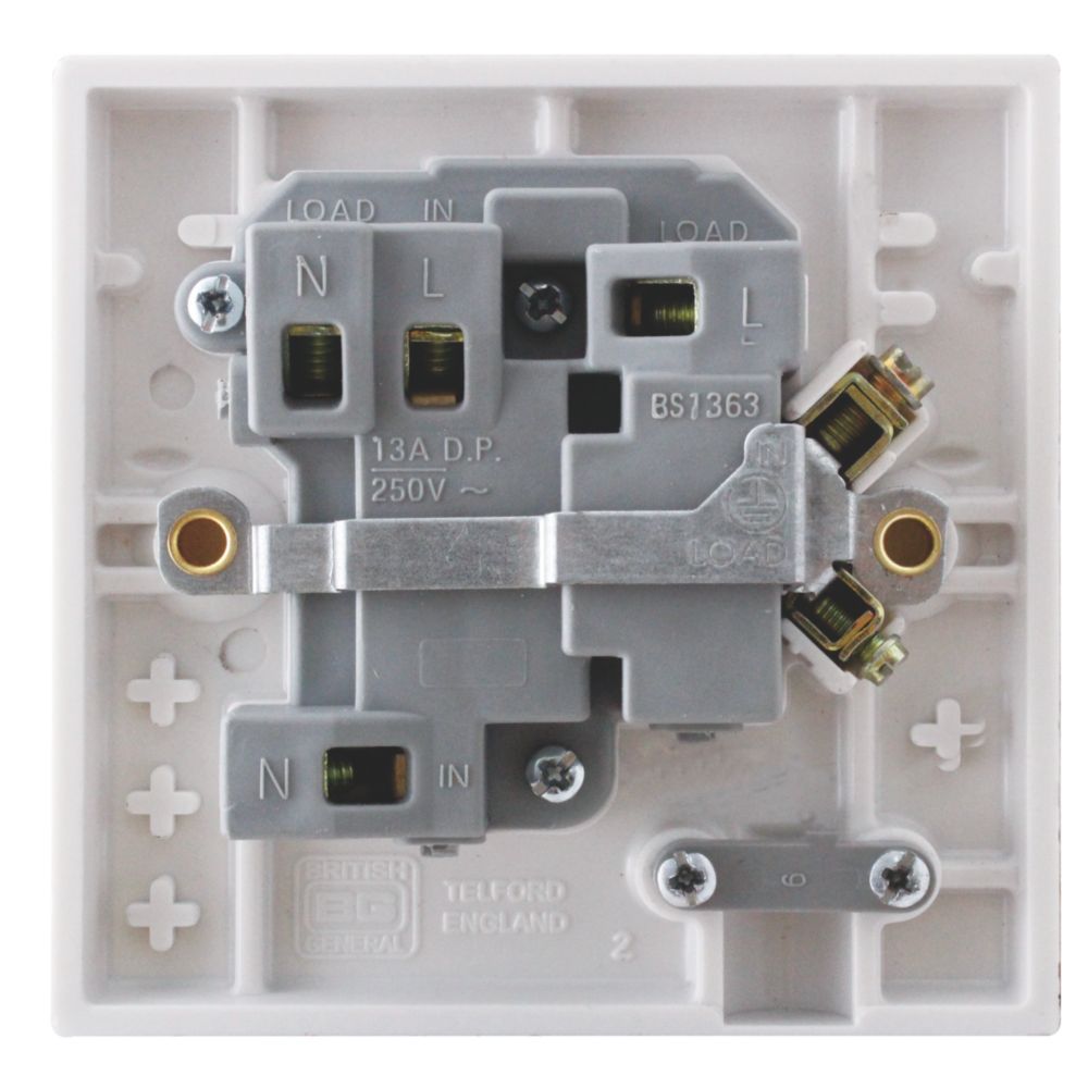 British General 900 Series 13A Switched Fused Spur with LED White with Colour-Matched Inserts