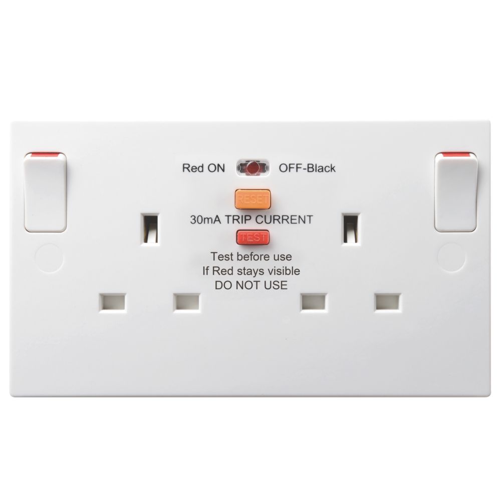 British General 900 Series 13A 2-Gang SP Switched Passive RCD Socket White