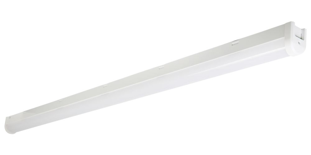 Luceco Single 4ft LED Linear Batten White 38W 4900lm Reviews