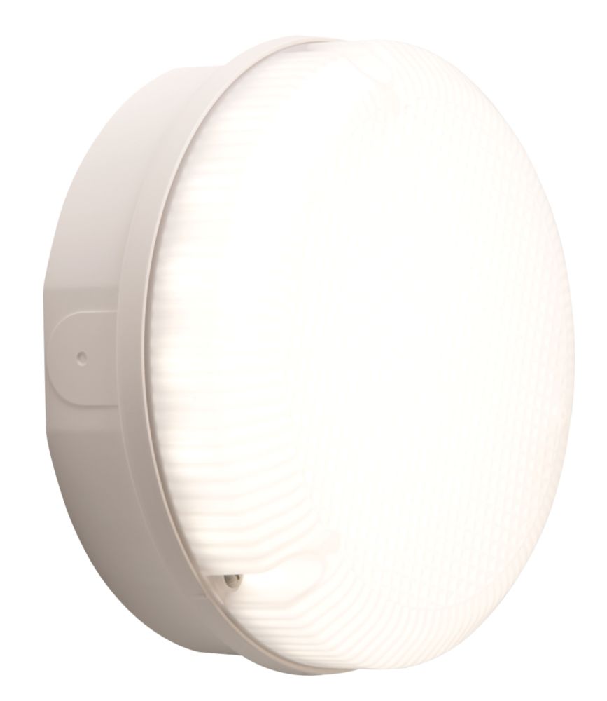 Luceco LBM200W7S40 LED Bulkhead White 7W Reviews