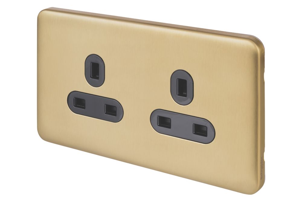 Schneider Electric Lisse Deco 13A 2-Gang Unswitched Plug Socket Satin Brass with Black Inserts Reviews