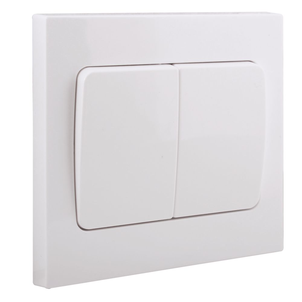 British General 900 Series 10AX 2-Gang 2-Way Light Switch White