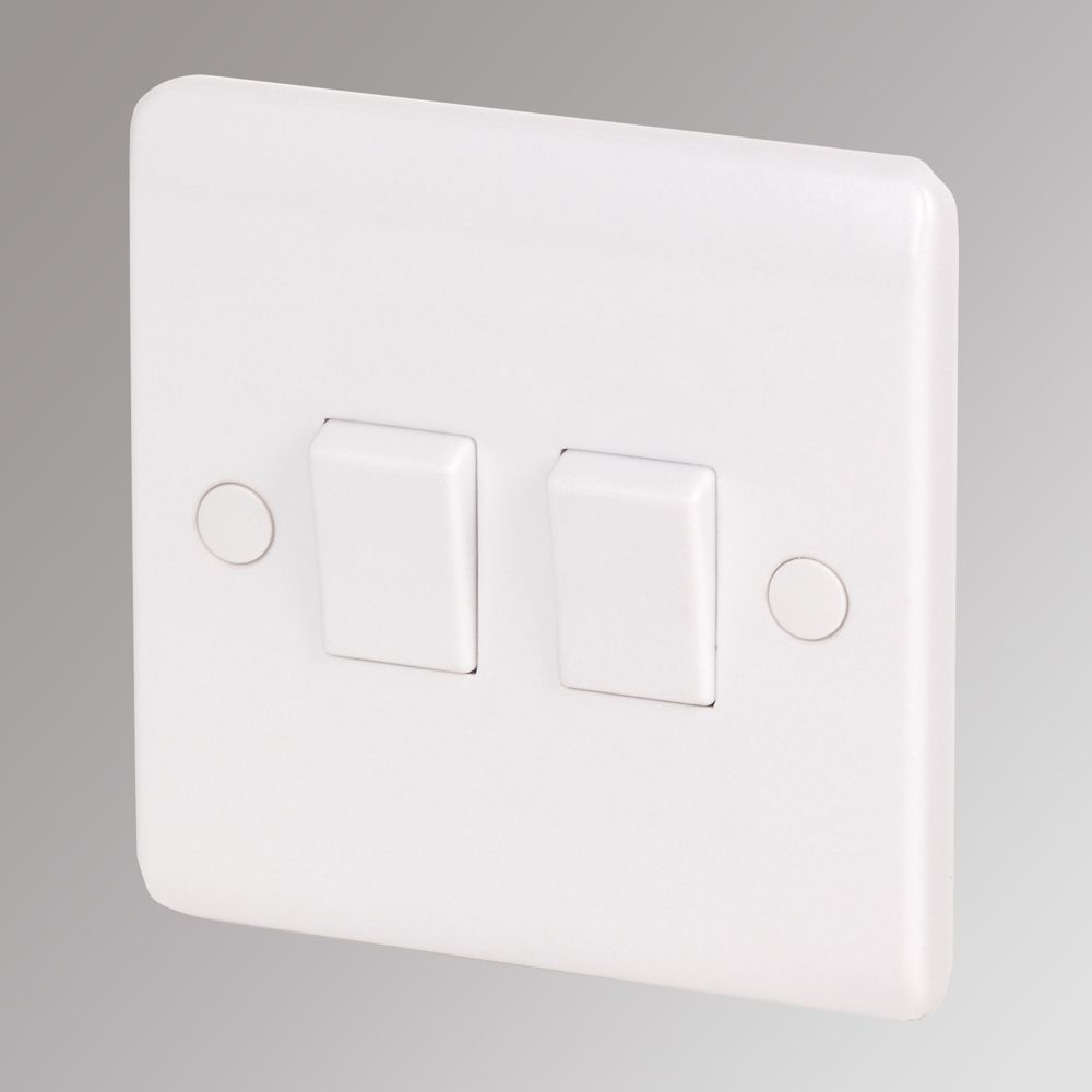 LAP 10AX 2-Gang 2-Way Light Switch White Reviews