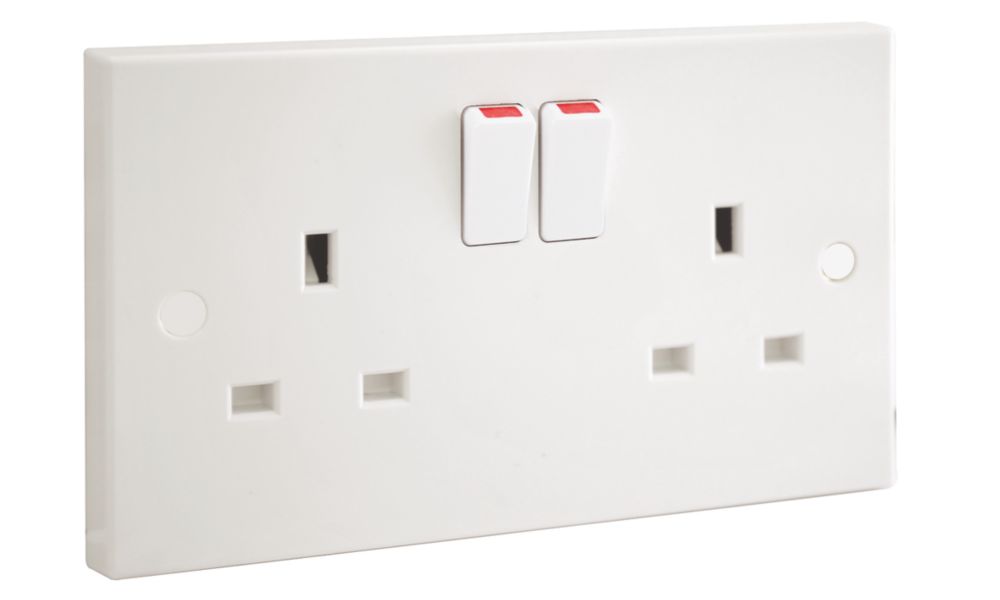 British General 900 Series 13A 2-Gang DP Switched Plug Socket White