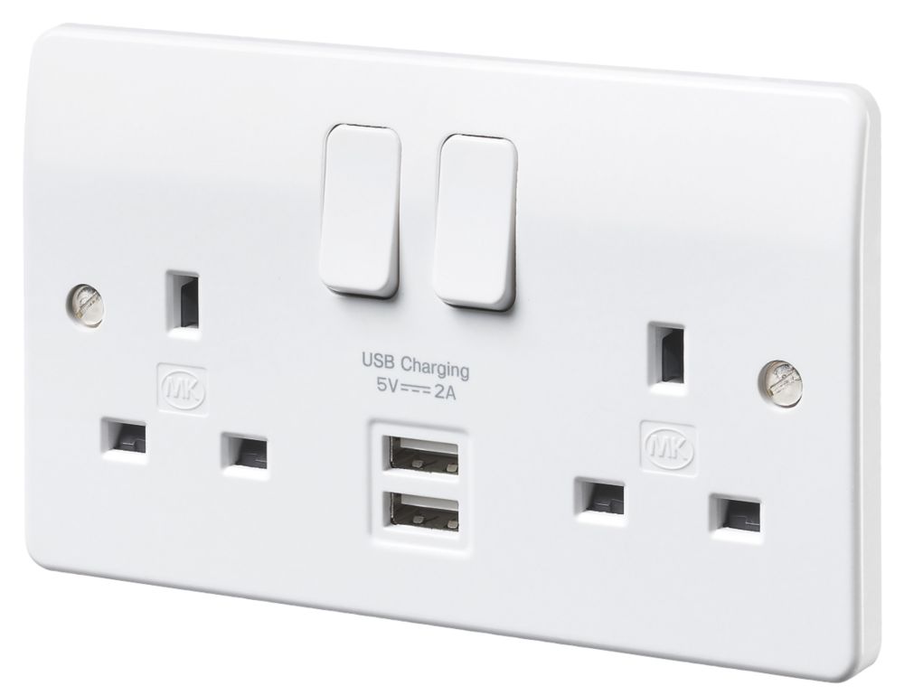 MK Logic Plus 13A 2-Gang DP Switched Socket + 2A 2-Outlet USB Charger White Reviews