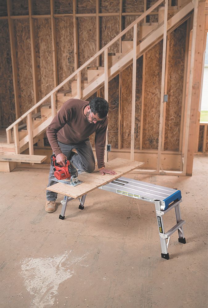 Werner Aluminium Work Platform 500 X 1150mm Step Stools Screwfix Com