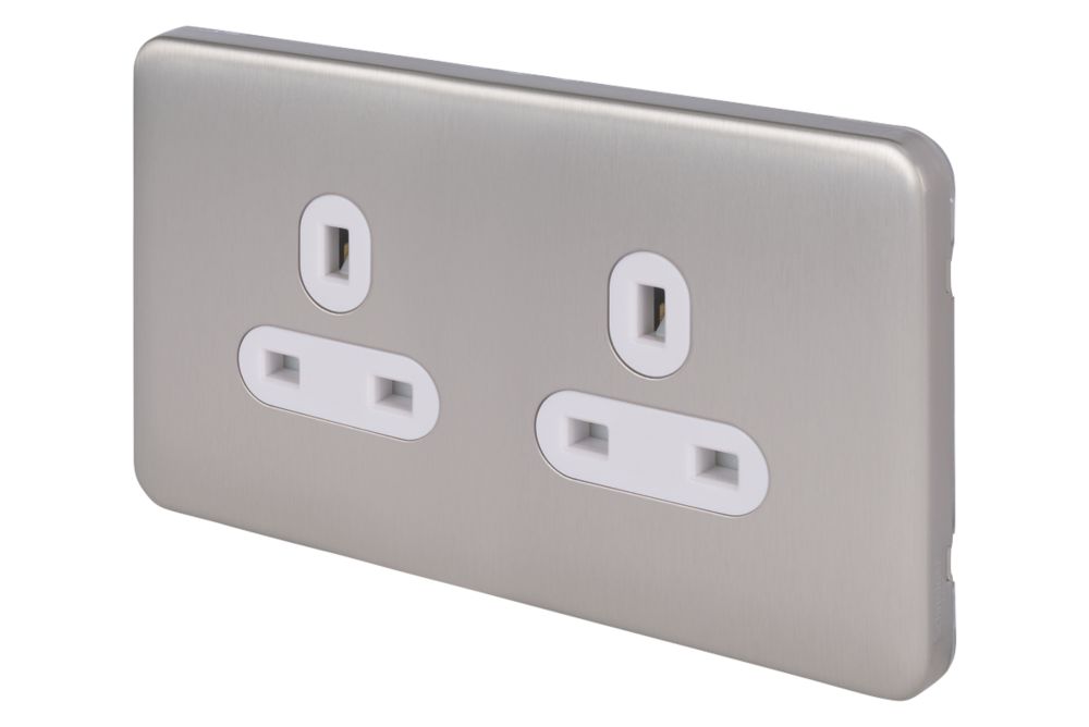 Schneider Electric Lisse Deco 13A 2-Gang Unswitched Plug Socket Brushed Stainless Steel with White Inserts Reviews