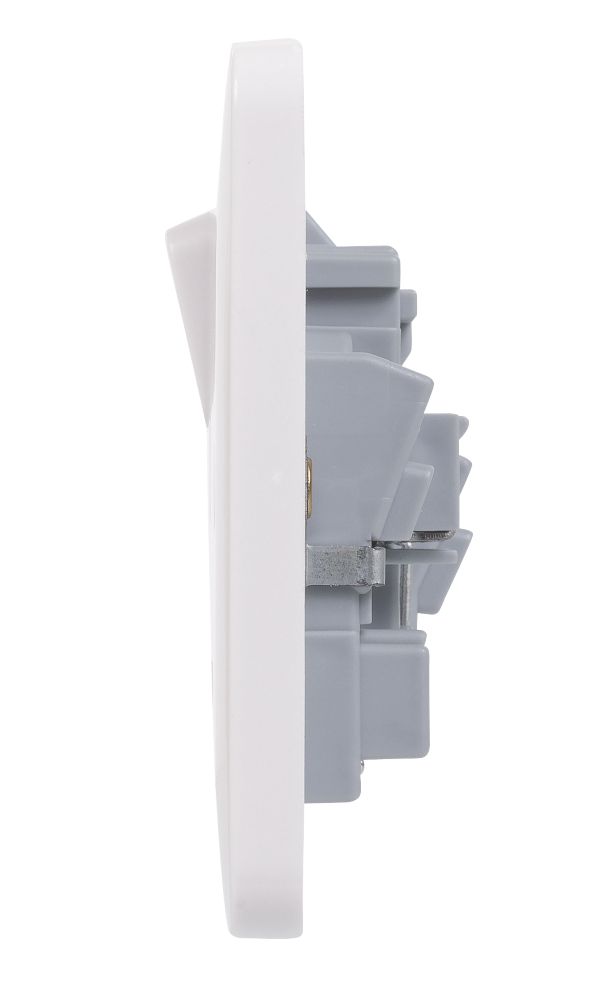 Schneider Electric Lisse 13A 2-Gang SP Switched Plug Socket White