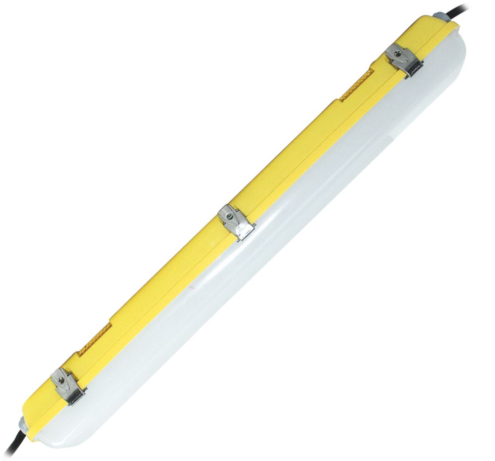 Luceco Twin 2ft LED Weatherproof Batten Yellow 19W 1900lm Reviews