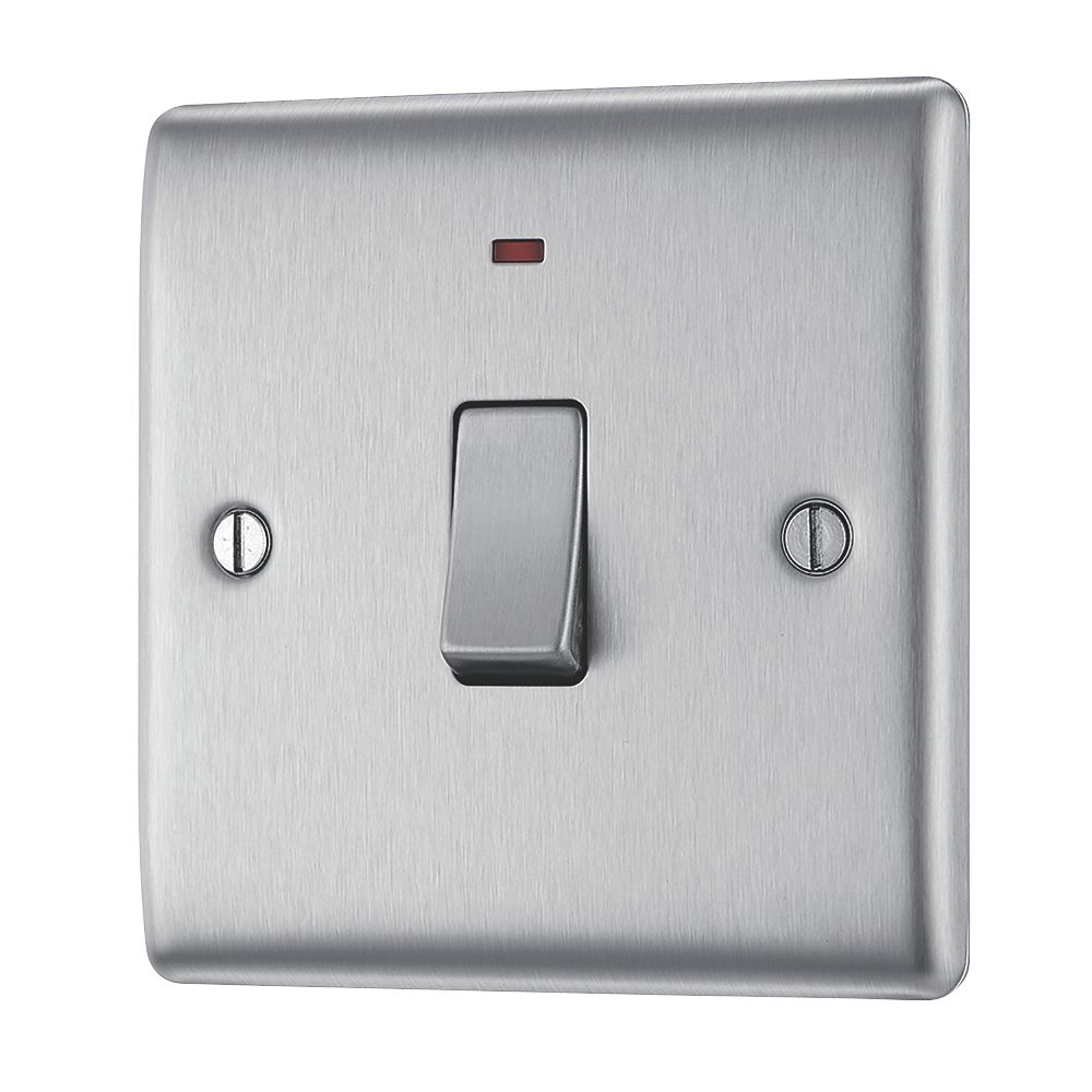 British General Nexus Metal 20A 1-Gang DP Control Switch Brushed Steel with LED with Colour-Matched Inserts Reviews