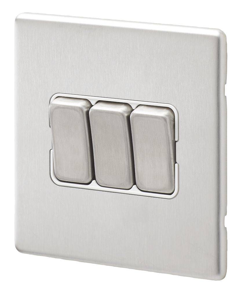 MK Aspect 10AX 3-Gang 2-Way Switched Socket Brushed Stainless Steel with White Inserts Reviews