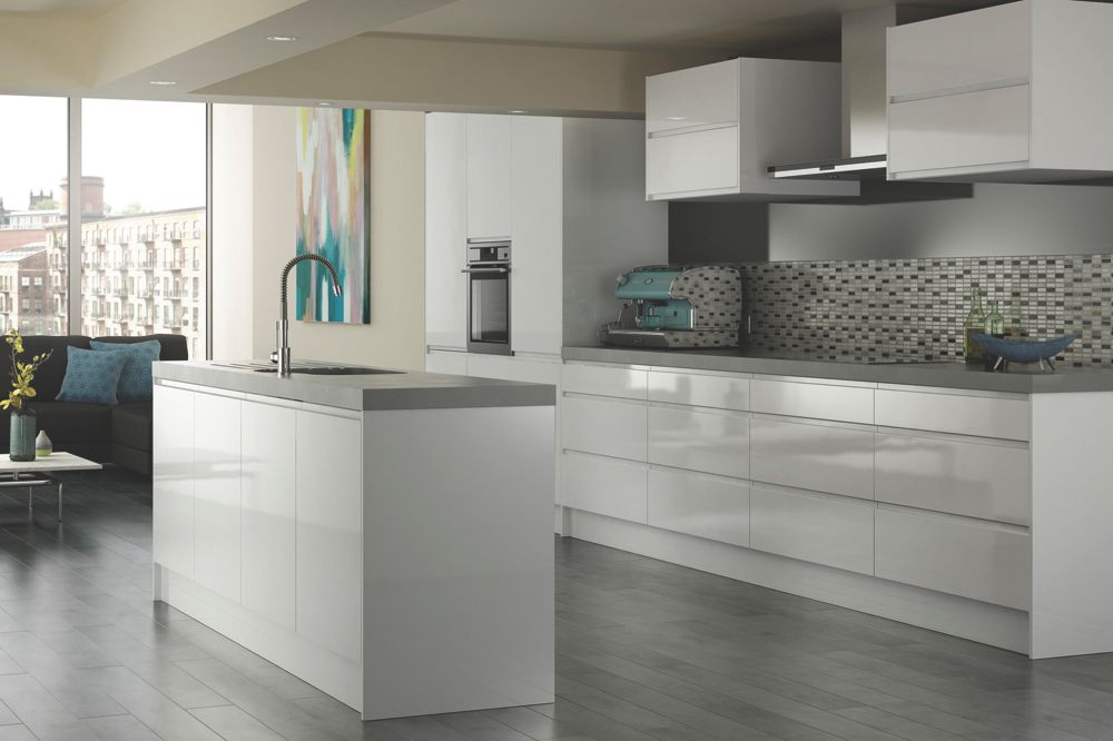White Kitchens Gloss Handleless 600 Base Wall Door 596 X 732mm