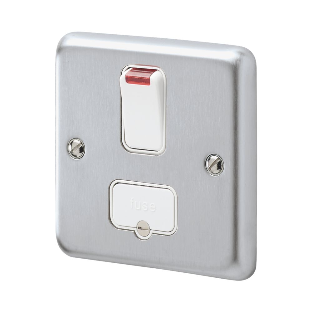 MK Albany Plus 13A Switched Fused Spur & Flex Outlet with Neon Brushed Chrome with White Inserts Reviews