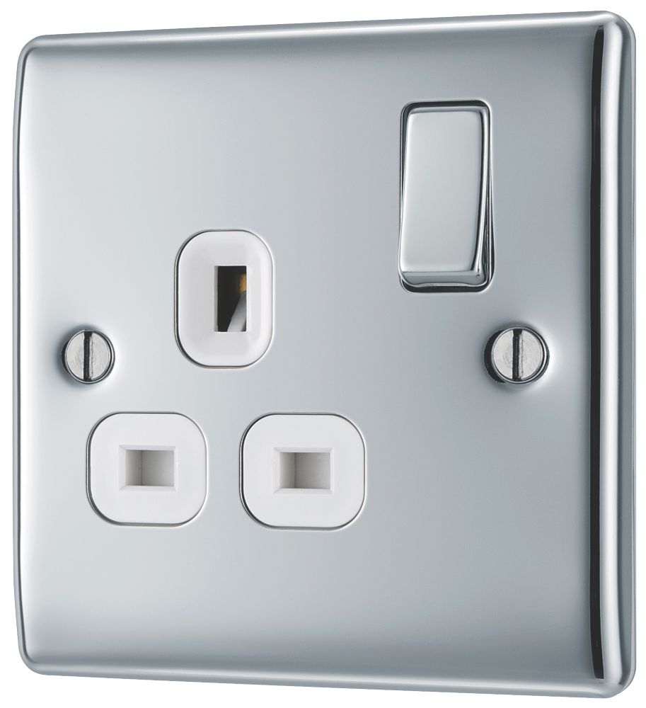 British General Nexus Metal 13A 1-Gang DP Switched Plug Socket Polished Chrome with White Inserts Reviews