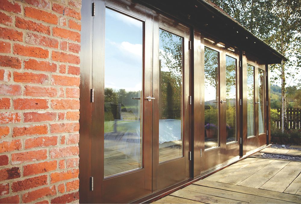 Ronseal Trade 10 Year Woodstain Satin Dark Oak 2 5ltr Wood Stain Screwfix Com