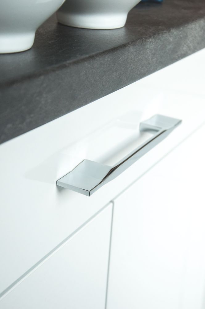 Siro Straight Cabinet Pull Handle Bright Chrome 128mm