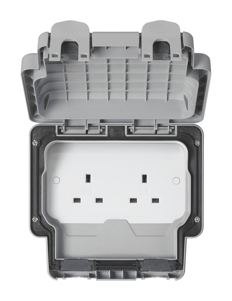 MK Masterseal Plus IP66 13A 2-Gang Weatherproof Outdoor Unswitched Socket