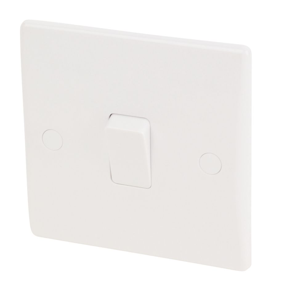 Schneider Electric Ultimate Slimline 10AX 1-Gang Intermediate Switch White with White Inserts Reviews