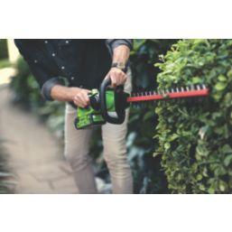 Greenworks  GWG40HT61 61cm 40V Li-Ion   Cordless Hedge Trimmer - Bare