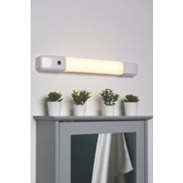 Spa  Single Voltage LED Shaver Light White 10W 1000lm