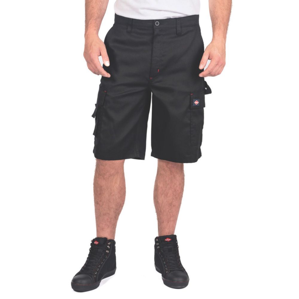 Lee Cooper LCSHO806 Workwear Cargo Shorts Black 34
