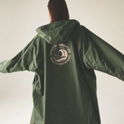 Regatta Adult Waterproof Changing Robe Dark Khaki Small / Medium Size 61.4" Chest