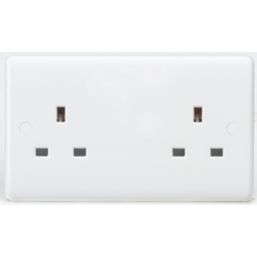 Knightsbridge Curved Edge 13A 2-Gang Unswitched Plug Socket White