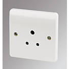 MK Logic Plus 5A 1-Gang Unswitched Round Pin Plug Socket White