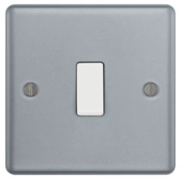 British General  10AX 1-Gang 2-Way Metal Clad Single Light Switch with White Inserts