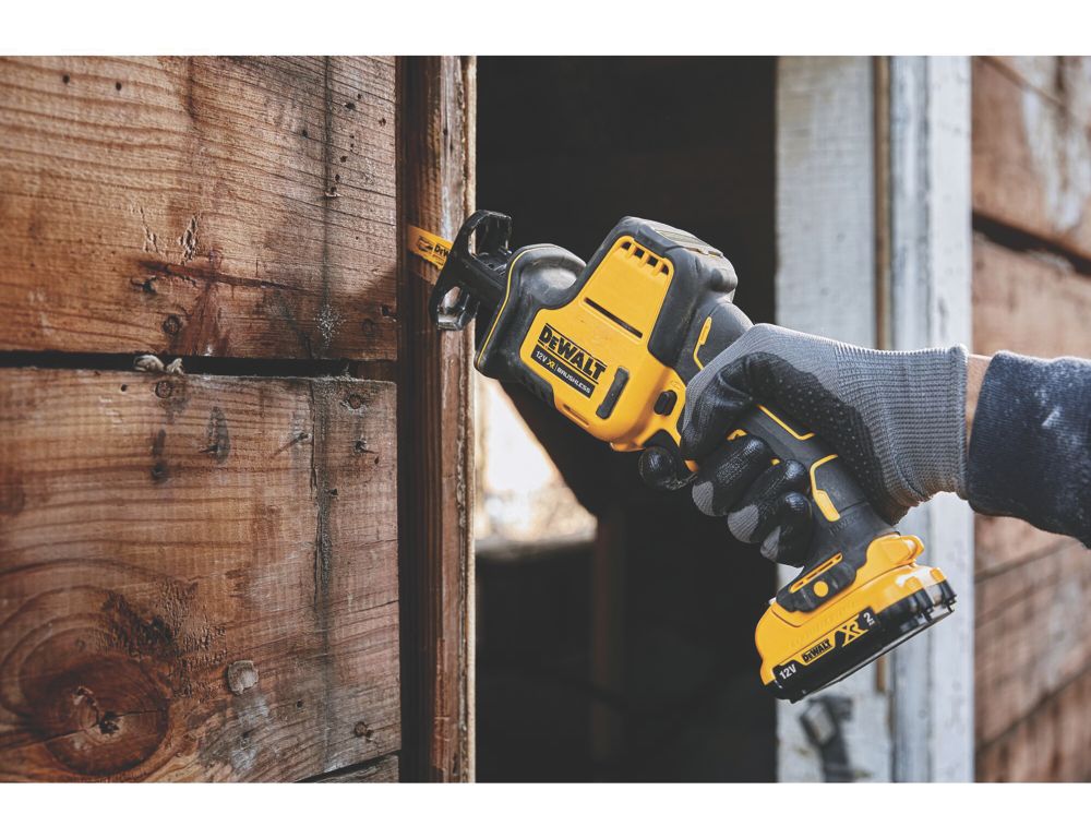 DeWalt DCS312D2 GB 12V 2 x 2.0Ah Li Ion XR Brushless Cordless Compact Reciprocating Saw Screwfix