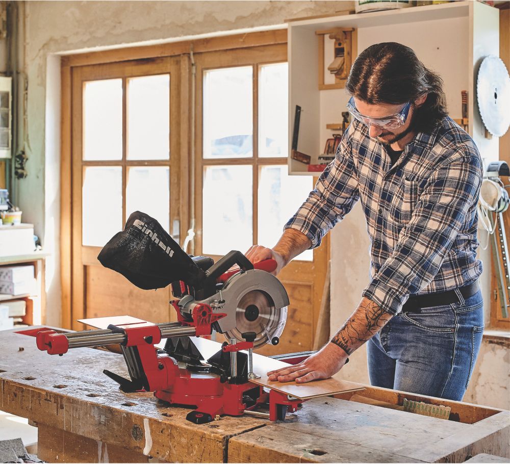 Einhell mitre clearance saw