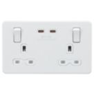 Knightsbridge  13A 2-Gang DP Switched Socket + 3.25A 65W 2-Outlet Type C USB Charger Matt White with White Inserts