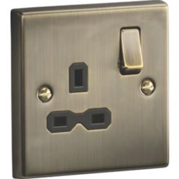 Knightsbridge  13A 1-Gang DP Switched Single Socket Antique Brass  with Black Inserts