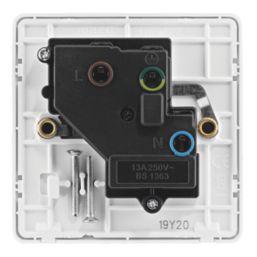 Arlec  13A 1-Gang SP Switched Socket White  with Colour-Matched Inserts