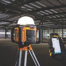 Cordless discount dewalt light