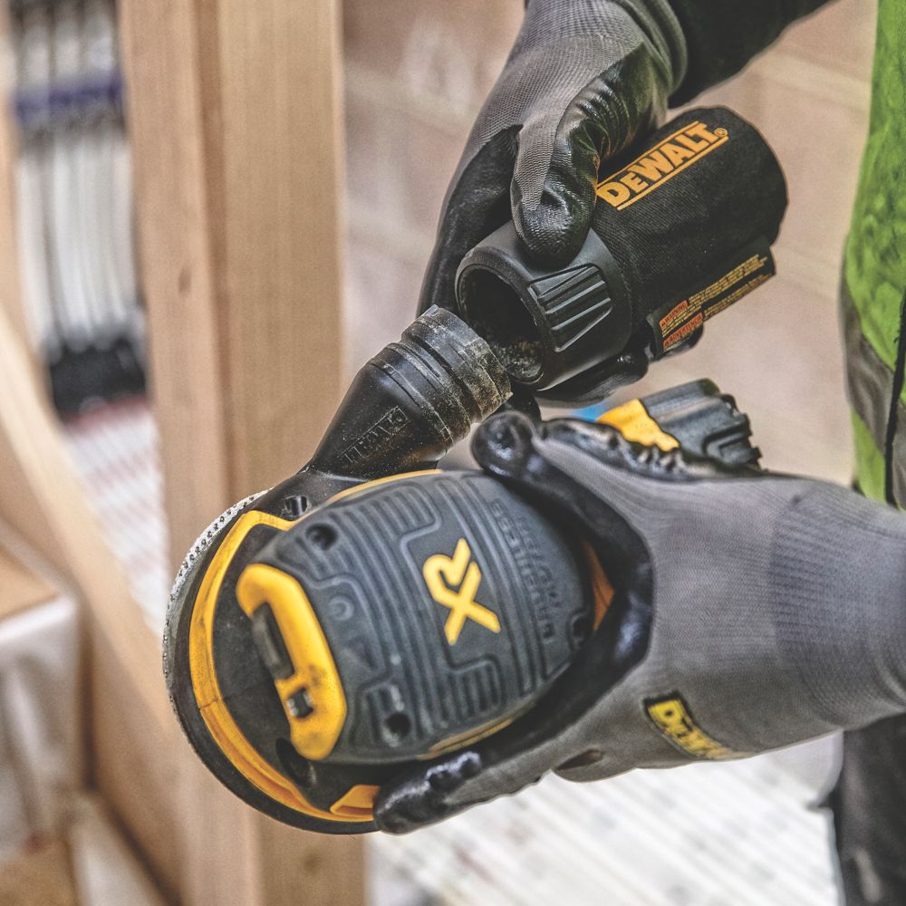 Dewalt cordless brushless discount sander