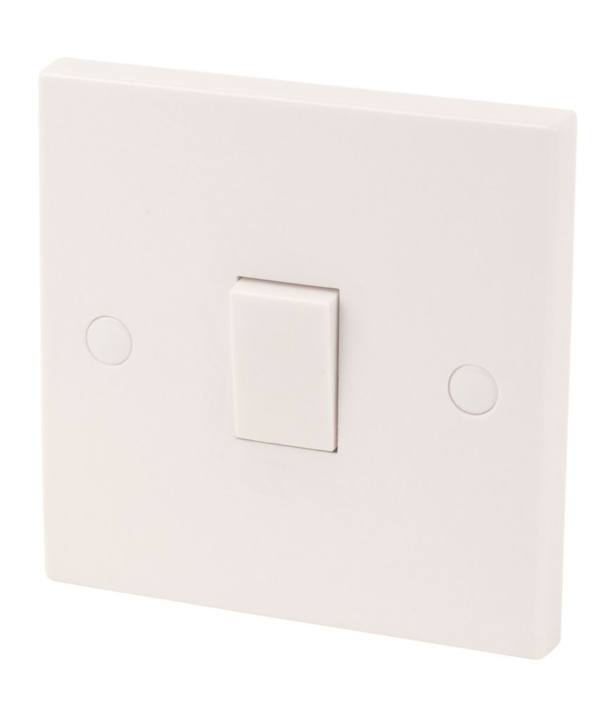 10AX 1-Gang Intermediate Switch White