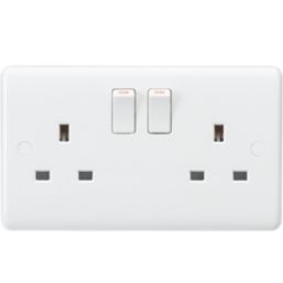 Knightsbridge Curved Edge 13A 2-Gang SP Switched Plug Socket White