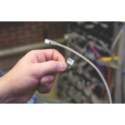 Brady 152083 Self-laminating Vinyl Label 12.7mm x 19.05mm