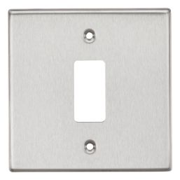 Knightsbridge  1-Module Grid Faceplate Brushed Chrome