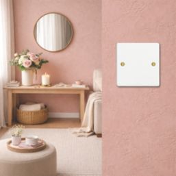 Varilight  1-Gang Blanking Plate Chalk White