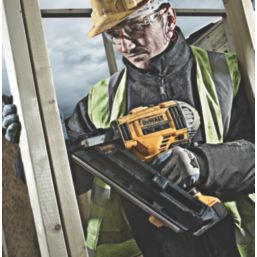 Dewalt 1st fix discount nail gun review