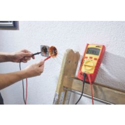Wiha AC/DC Digital Multimeter 600V