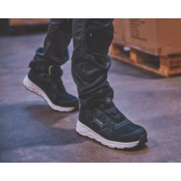 Apache Chatham Size 6  Black    Safety Trainers