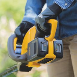 Stiga HT 300e Kit  54cm 40V 2 x 2.0Ah Li-Ion E-Power  Cordless Hedge Trimmer