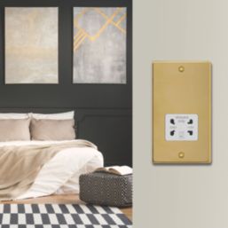 Varilight  1-Gang Dual Voltage Shaver Socket 115V Polished Brass with White Inserts